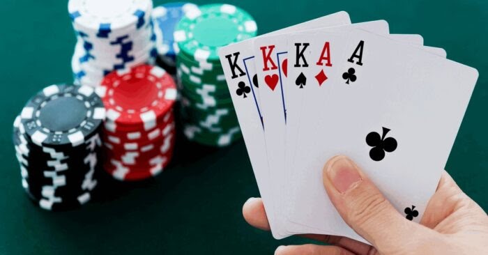 Chiến thuật chơi Poker đỉnh cao c-bet 
